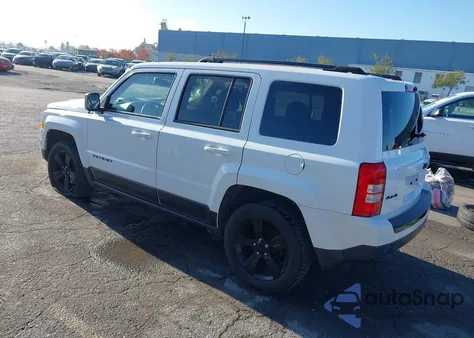 2015 Jeep Patriot Altitude Edition z USA, uszkodzony, nr VIN 1C4NJRBB8FD356882